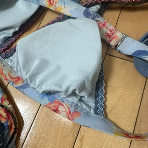 Cupshe Blue Rose Triangle Bikini Top & Standard Bottoms Set Size Medium - Image 12