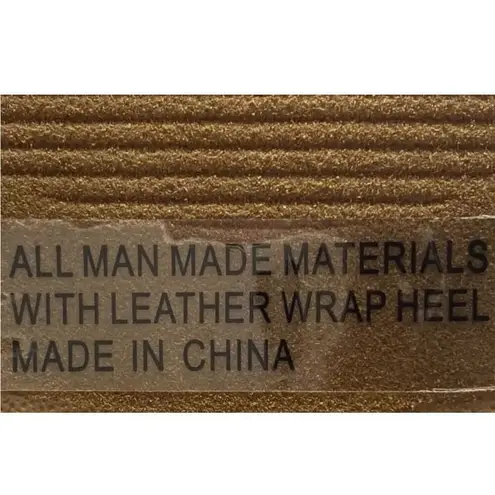 DV by Dolce Vita Gerdy Bootie in Beige Faux Leather Wedge Ankle Boots Size 8