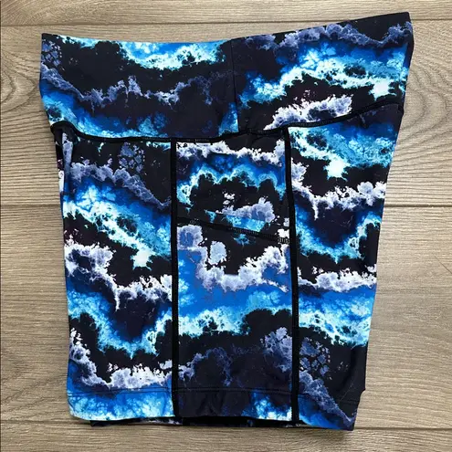 CVG Constantly Varied Gear High Rise Side Pocket Training Shorts Blue Print M Size M