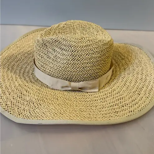 btb Los Angeles Cassie straw women's wide brim sun hat