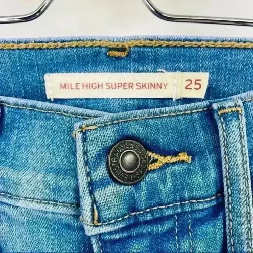 Levi's  Distressed Women's Mile High‎ Super Skinny Distressed Jeans Size 25