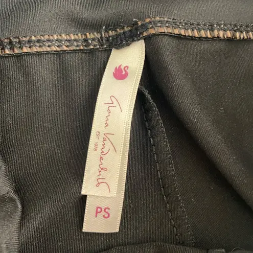 Gloria Vanderbilt NWOT women’s solid black stretch active high waisted leggings