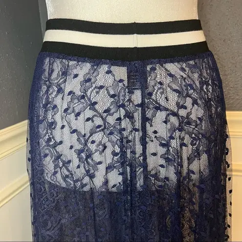 Loyd / Ford Palm Springs two layer mesh and silk skirt Blue Size 4