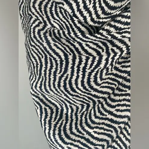 Cinq à Sept Cinq a sept CHRISTEL DRESS one shoulder dress, size 4, New $595.00 - Image 2