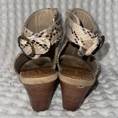 Baretraps  Snake Print Heels Size 7