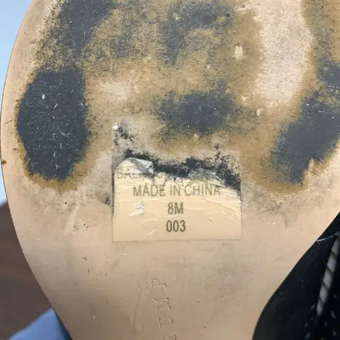 Ivanka Trump Candice Black and White Peep Toe 3.5" Pump Size 8