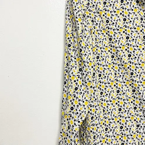 Velvet Heart Velvet Floral Heart Long Sleeved Button Down Top