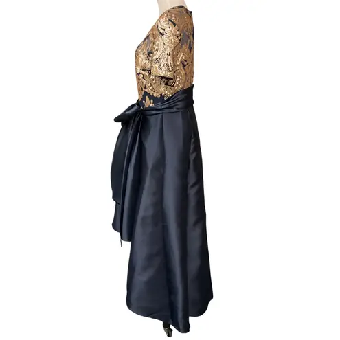 R & M Richards Women's Shimmery Sequined Crewneck High Low Ballgown Size 6 NWT