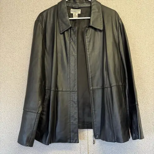 Pendleton Vintage Women's Black Leather Jacket Size 2XL