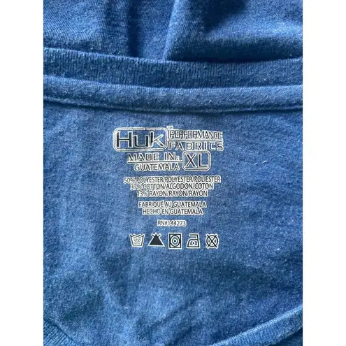 Huk Blue and White V Neck Short Sleeve Top Size XL