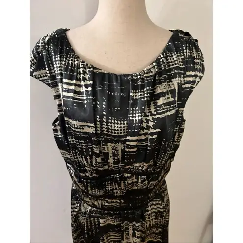 Aidan Mattox  Black and white size 18 dress thumbnail 2