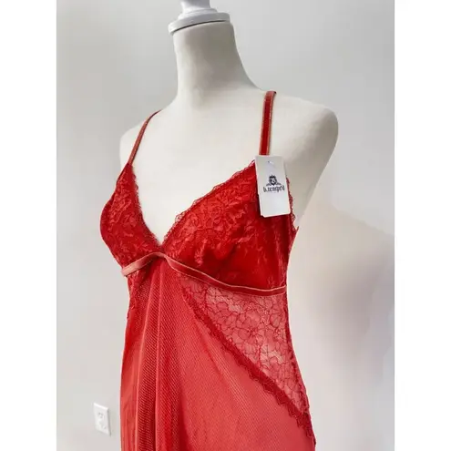 B.tempt'd Women's Lace Encounter Chemise Size Medium