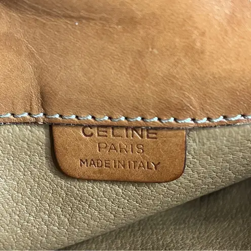 CELINE Macadam Turnlock Circle Logo Shoulder Bag M92