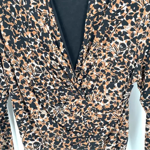 Peruvian Connection VNeck Stretch Fitted Cinched Side Long Sleeve Blouse Top