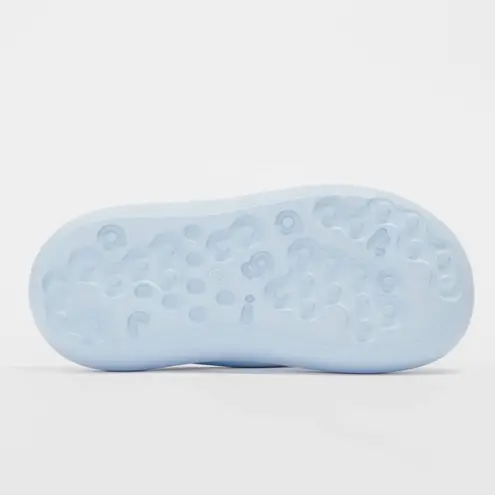 New AXEL ARIGATO Delta Sandel