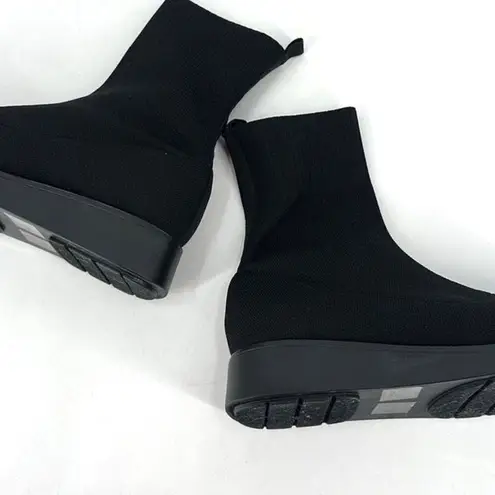 Journee Collection NWOT Women's Ebby Stretch Knit Sock Boots Black Size 10