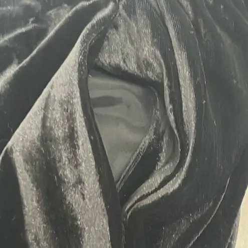 St. John Large Black Silver Metallic Velvet Pull On Pants Pockets Stretch Dressy