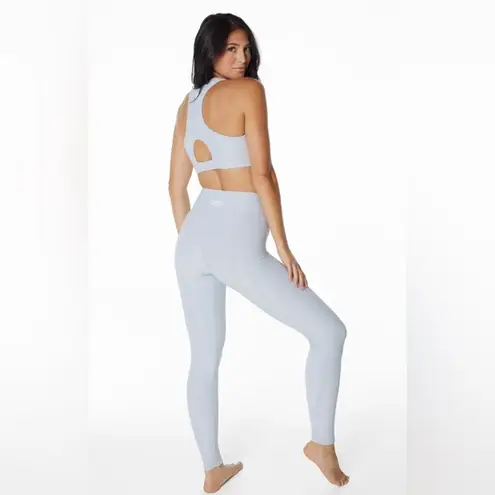 Booty By Brabants Seamless Light Gray Activewear Leggings. Size-One Size