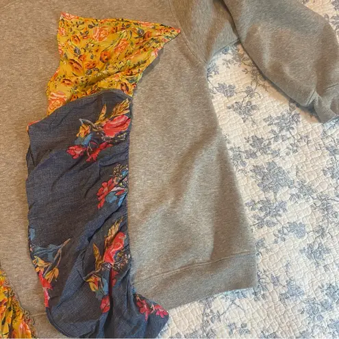Free People She’s Just So Cute Oversized Floral Ruffle Sweatshirt Size Small Gray