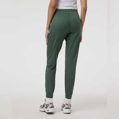 Vuori Performance Joggers in Marsh Heather M