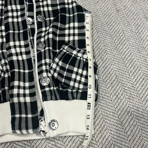 Give to be spoiled vest Black