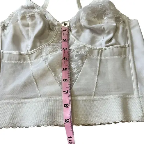 Vintage Carnival White Corset Bustier Bra 38B Longline Lace Detailing Size undefined