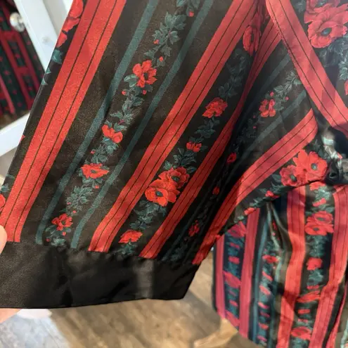 VTG Satin Nightgown & Robe Set Sz LG Black/Red Floral Sexy Nightie Feminine EUC