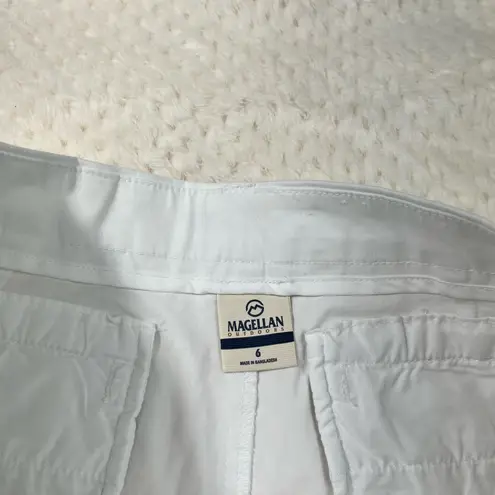 Magellan Women's White Chino Happy Camper Shorts Size 6 Travel Nautical Beach