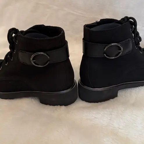 Munro Bradley ll Women's Ankle Boots Black 6.5W New Without Box