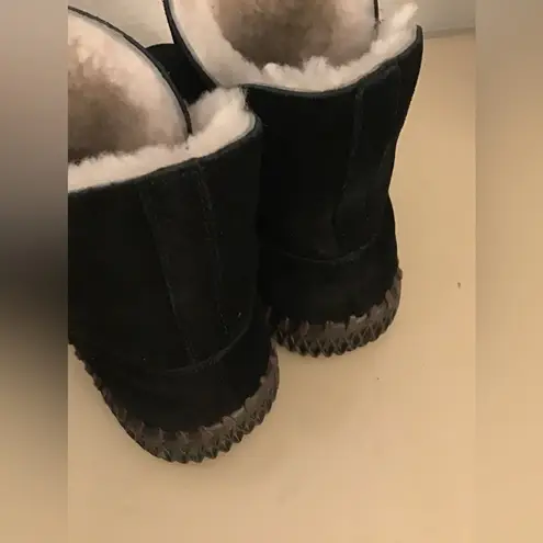 Antelope women black suede short classic boots US 7