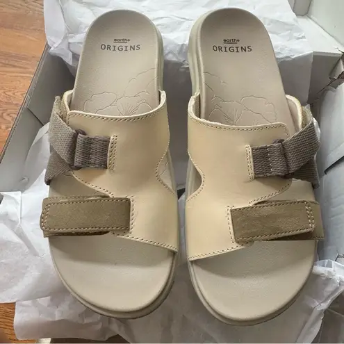 Earth Origins Vara cream tan gray suede sport slide sandals 7.5 Velcro straps