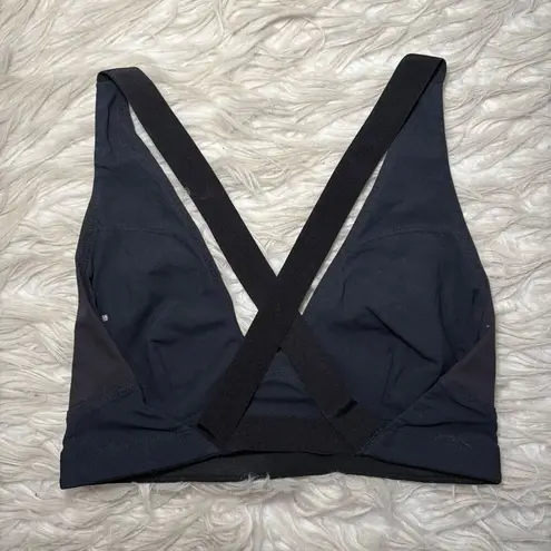 Carbon38 Contrast Stitch Cross Back Bra Black