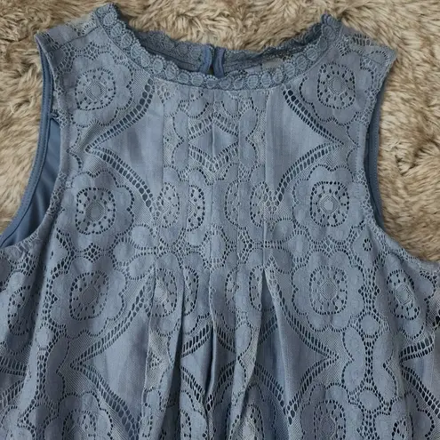 Doe & Rae  Sleeveless Blue Pleated Lace Top Women's Size Small NWT