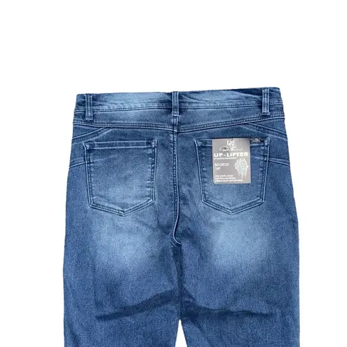 NWT DG2 by Diane Gilman Up