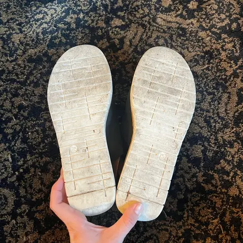 Adrienne Vittadini Sport Black Sandals with Slip-On Style