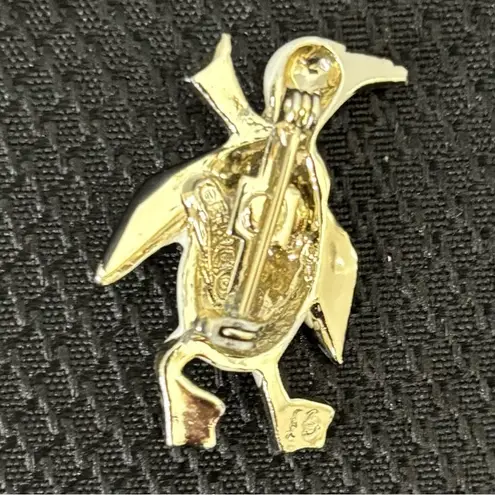 Vintage Gerry's Penguin w/ Gold Scarf Brooch