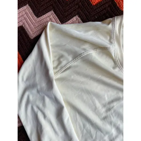 Scales Butter Yellow Long Sleeve Pro Performance Fishing Top sz Small