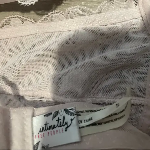 Free People  Delicate Lace Bralette in Soft Pink
