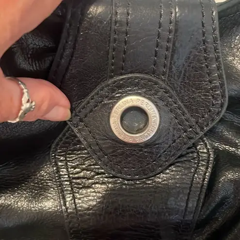 Perlina large black leather handbag 3 inside 1 outside zip pockets EUC