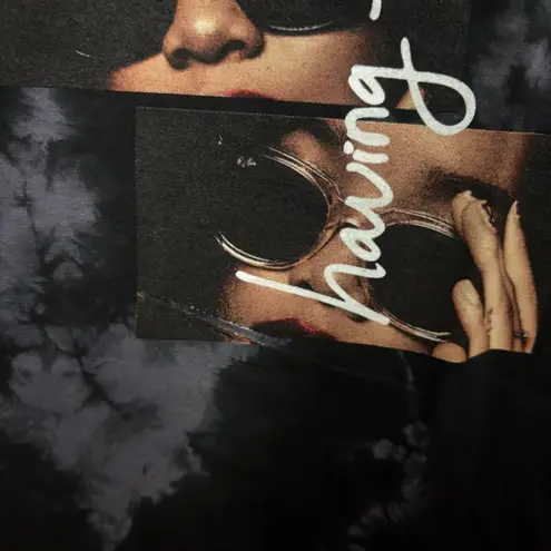 HER Having Everything Revealed Album Urban Pop Tie Dye M