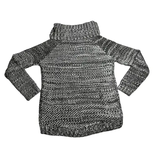 Jaye.e Turtleneck Chunky Knit Sweater Size Small Cozy Winter Minimalist Neutral Gray - Image 3