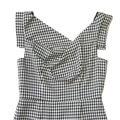 Black Halo NWT Jackie O in Black White Classic Chic Houndstooth Sheath Dress 4