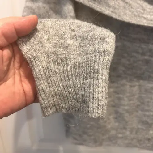 H&M  Divided Womens Sweater Medium Gray‎ Off Shoulder Wool Alpaca Blend Pullover thumbnail 5
