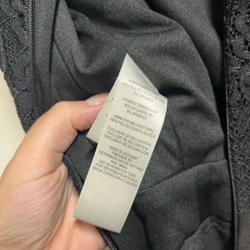 Julia Jordan NEW Lace Illusion Flutter Sleeve Black Jumpsuit Size 12 woman’s