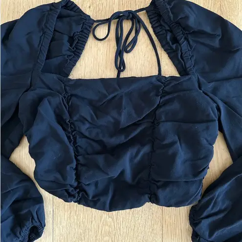 Urban Outfitters  - Balloon Sleeve Square Neck Crop Top in Black