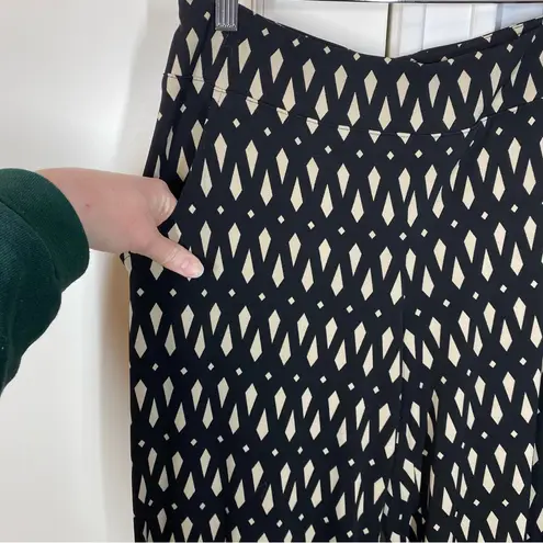 Joseph Ribkoff Womens Pants Black Tan Size 10 Flare Leg Geometric art to wear - Image 2