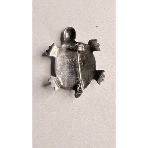 ALPACA MEXICO SILVER TONE INLAID ABALONE TURTLE PIN BROOCH Gray