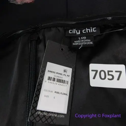 City Chic New! Pixel Floral Print Sleeveless Dress, size 20