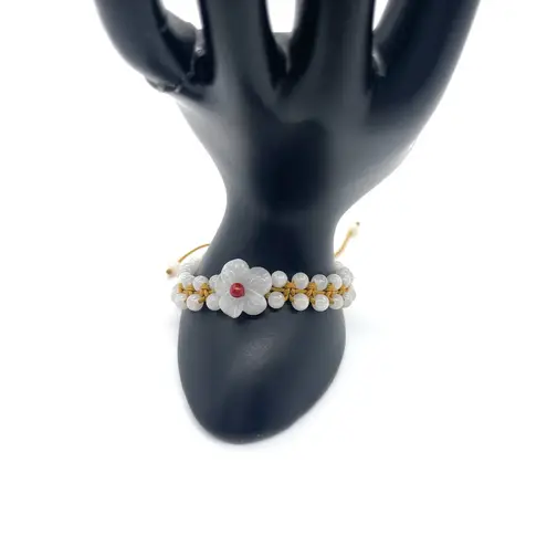 Jade Flower Elegant Bracelet Gold