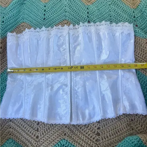 Frederick's of Hollywood Frederick’s of Hollywood Ribbed Lace Up Front White Corset Women’s Plus Size 5X